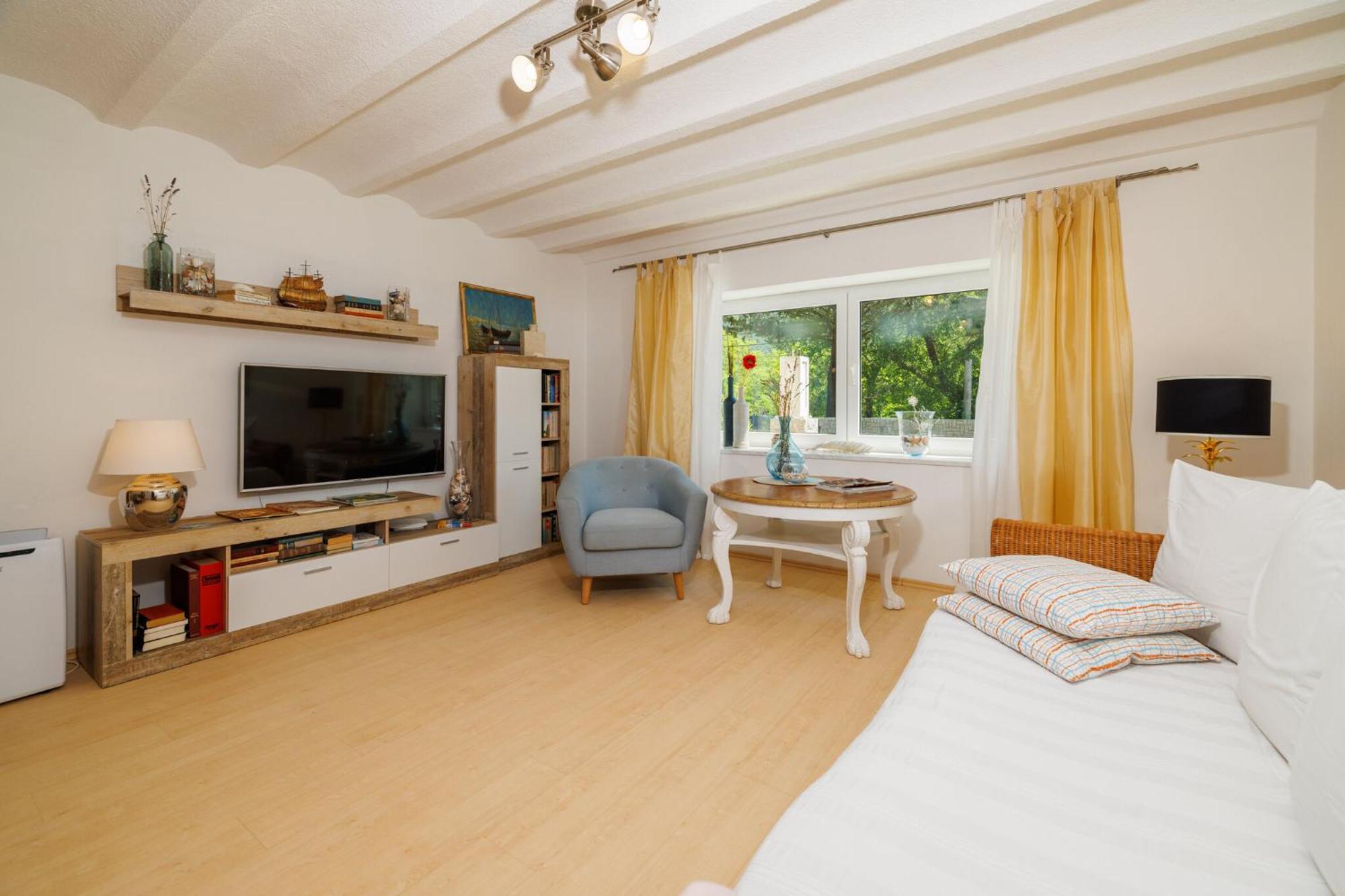 Ferienwohnung Emaris Tribalj  Exterior foto