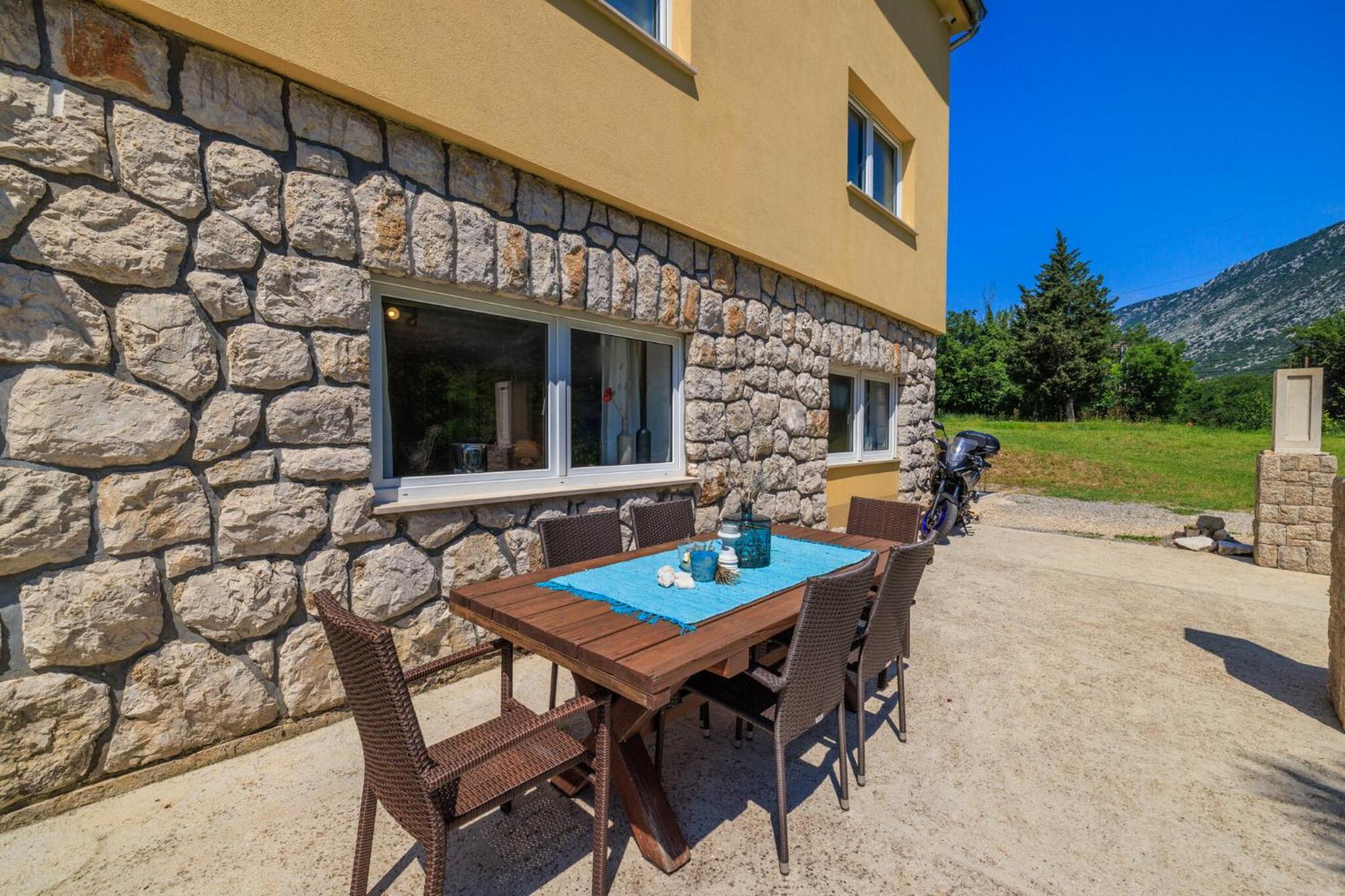 Ferienwohnung Emaris Tribalj  Exterior foto
